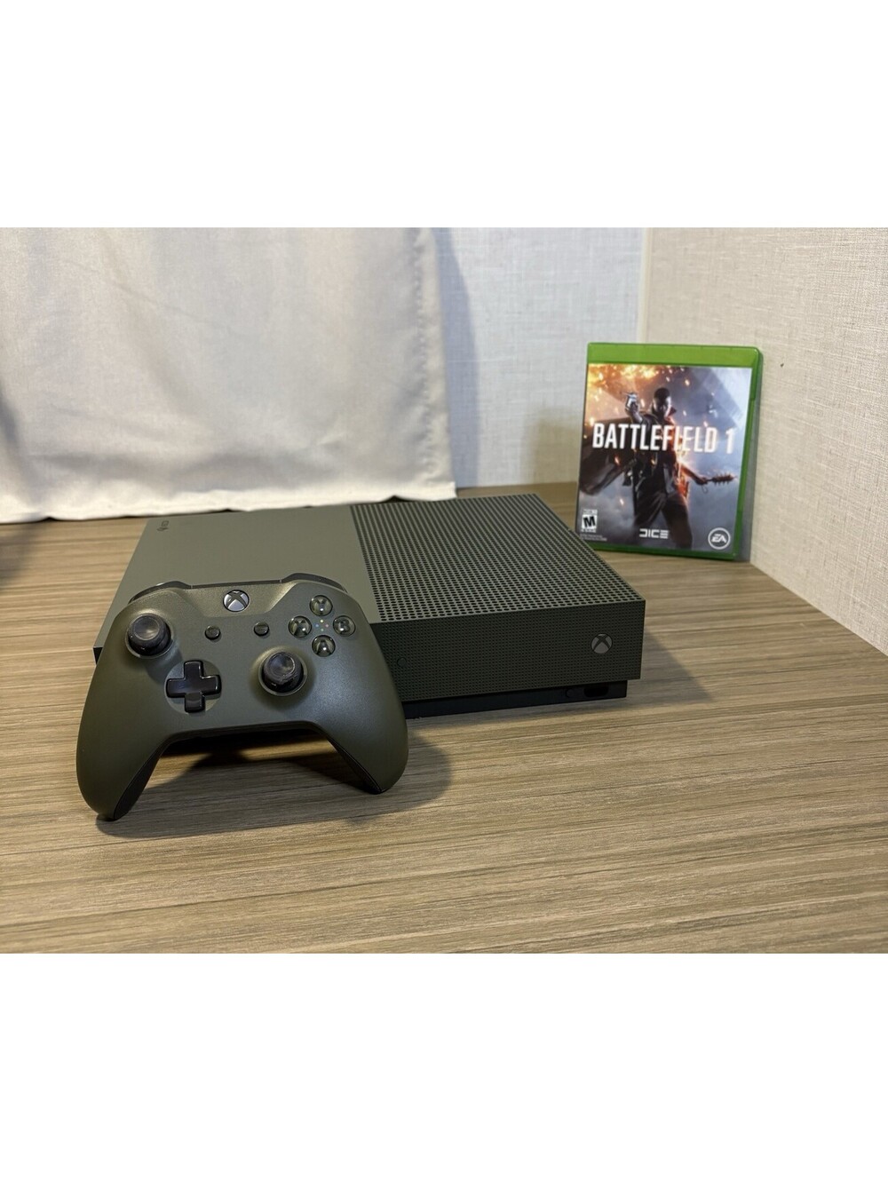 Microsoft Xbox One S Battlefield 1 Special Edition Bundle 1TB